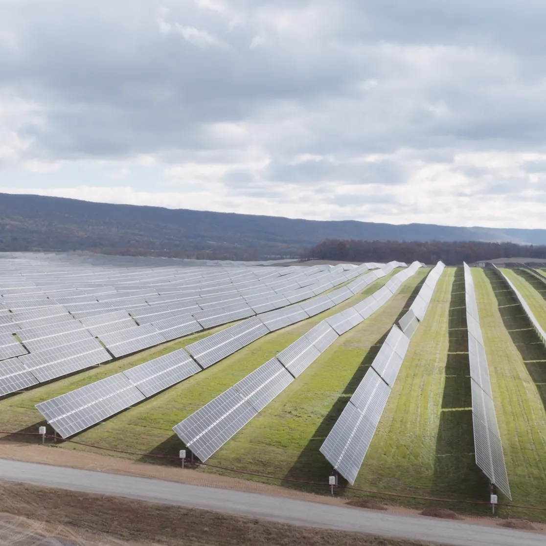 Great Cove 1 in Fulton County â Solar array, CAB and LBD system tying into Power Conversion Station.png